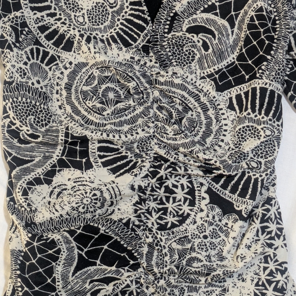 Alfani Black and Cream Blouse - Picture 8 of 11